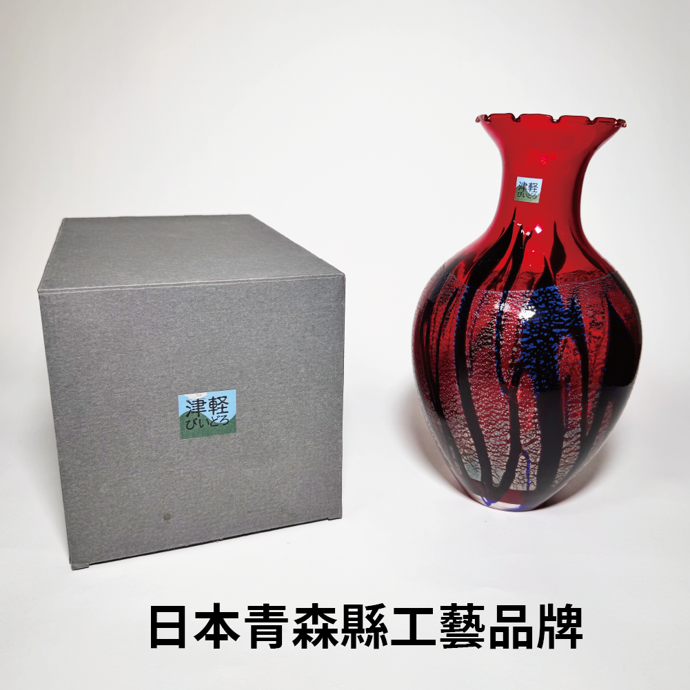 日本津輕玻璃|石塚硝子|寶石紅玻璃花瓶|