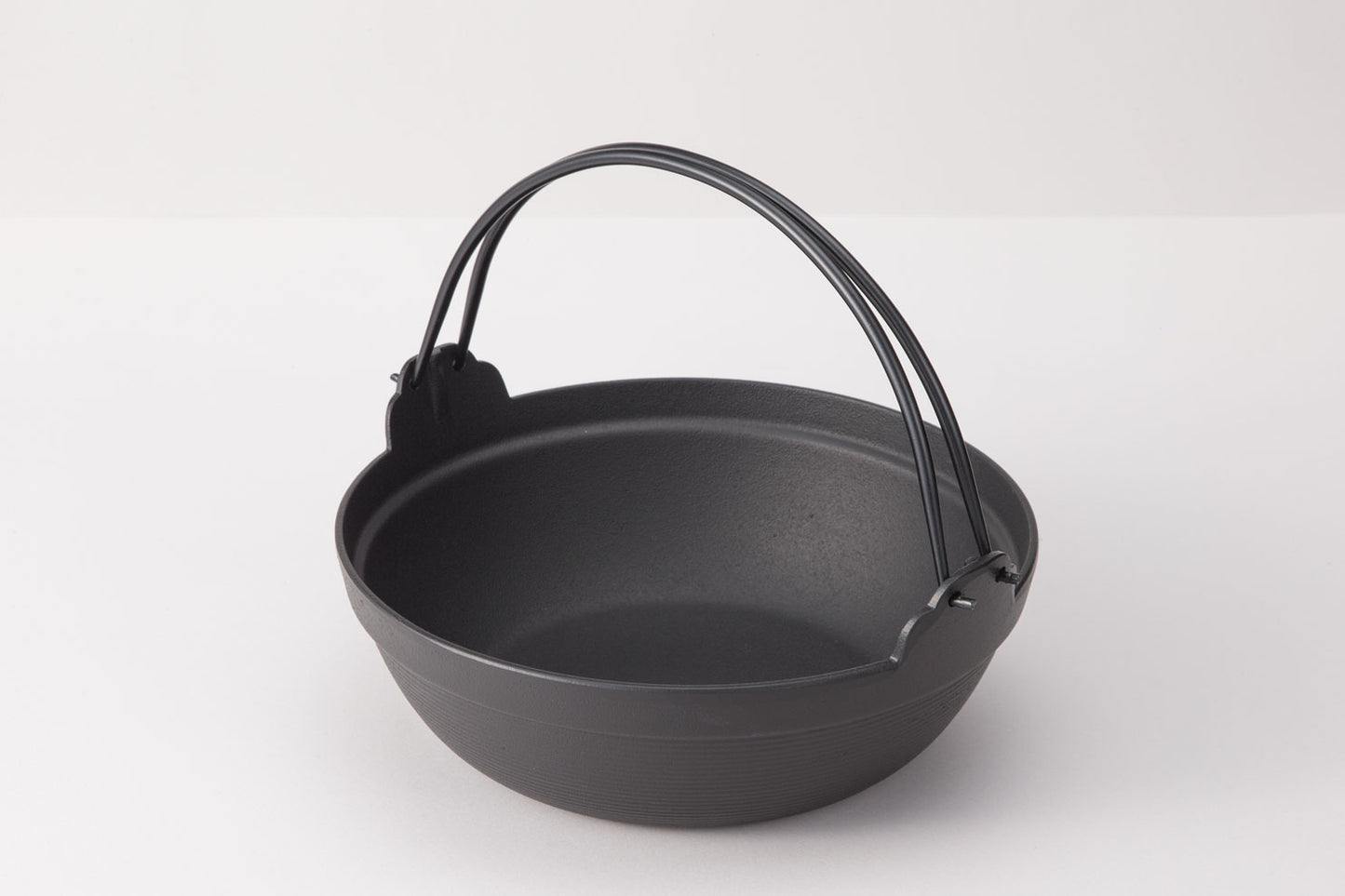 Rock casting|24-36cm Kouri hot pot|With wooden lid/healthy pot/rock casting/cast iron pot/wok/soup pot/hot pot/iron pot/ふるri pot
