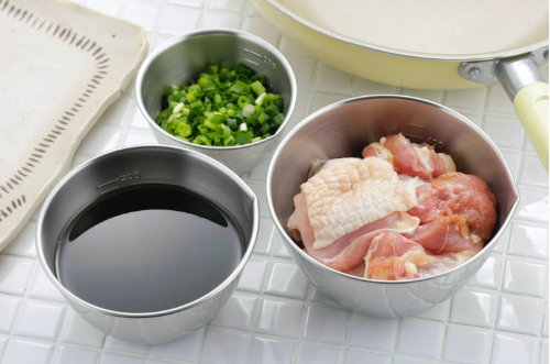 下村企販|18-8不銹鋼3入料理碗|調理缽/打蛋盆/量杯/13.11.9公分三入有刻度不銹鋼碗