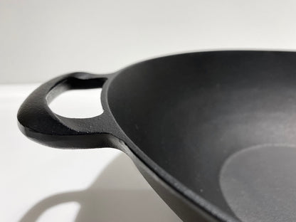 Rock casting｜32cm flat multi-purpose pot｜With iron lid｜Wok/frying pan/iron pot/cast iron pot/two-handed pot/double-eared pot/southern iron/wok 21062